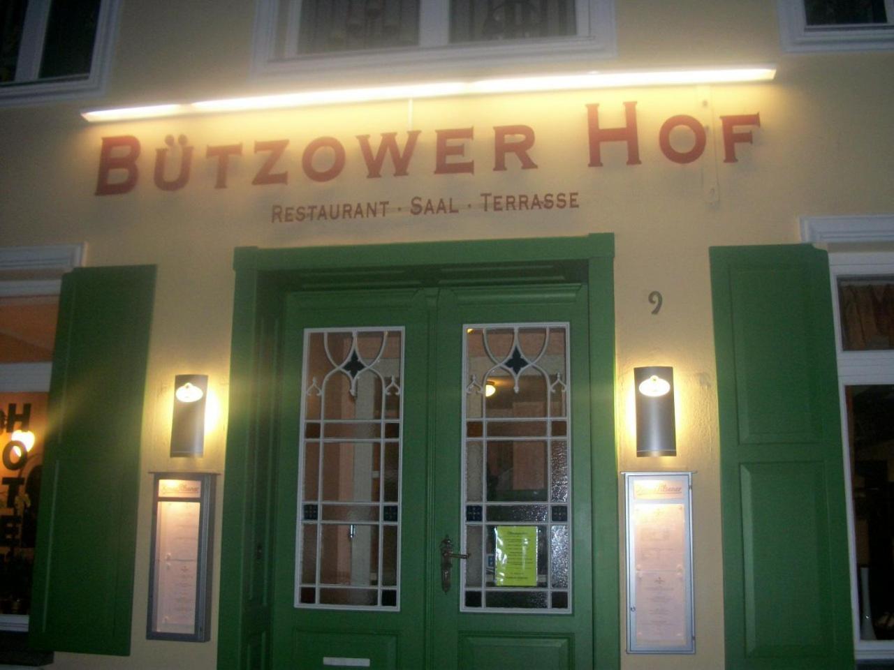 Hotel Buetzower Hof Exterior foto